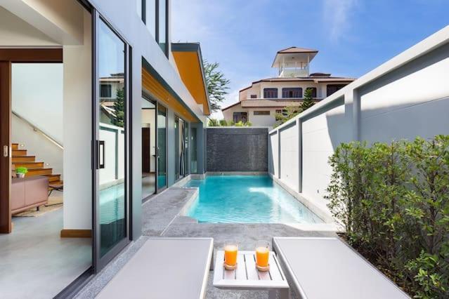 Crystal Two-bedroom Private Pool Vila